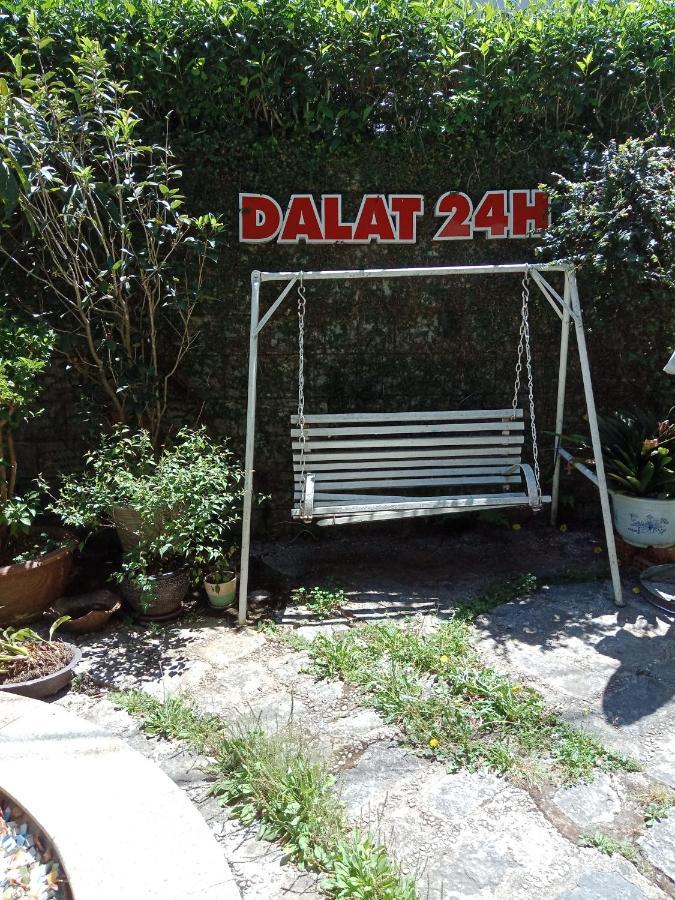 Da Lat 24H Guesthouse & Hotel Exteriör bild